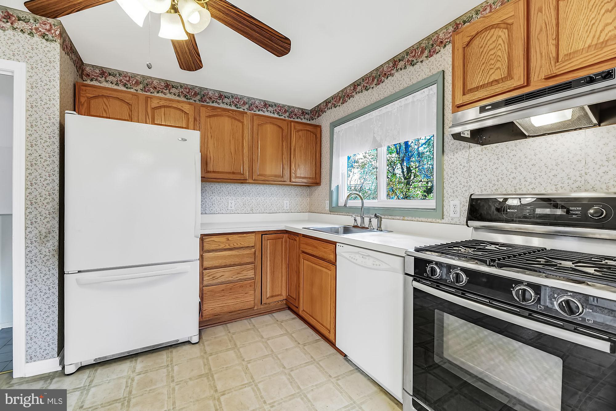 2613 Kings Ridge Road Baltimore, MD 21234 - Photo 7 of 28 Gallery Image 7