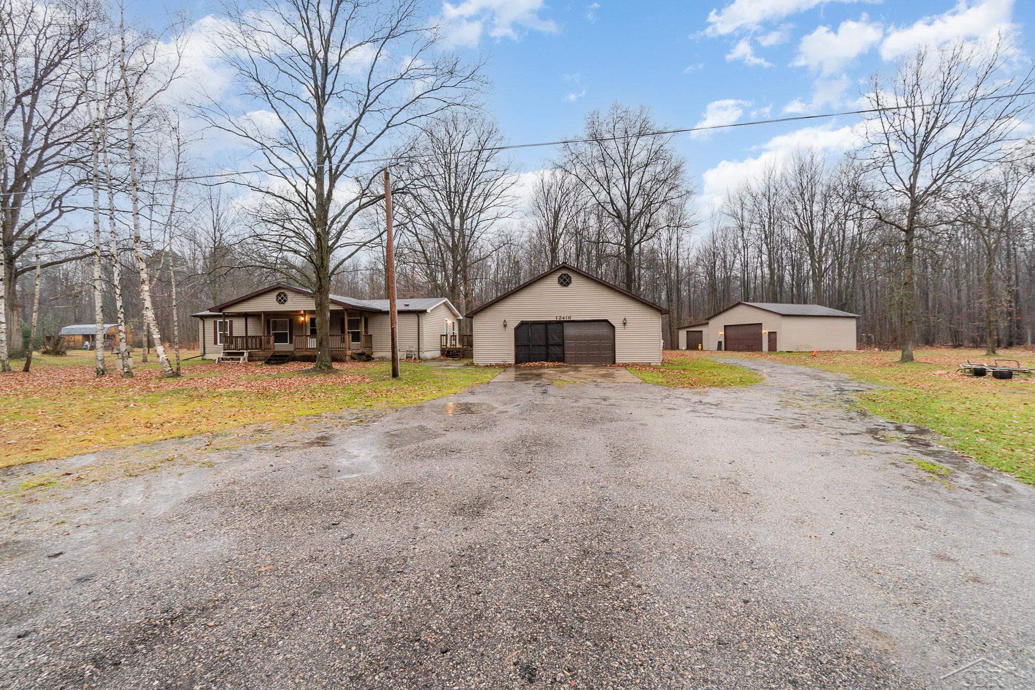 12416 Bell Road Burt, MI 48417 - Photo 3 of 26