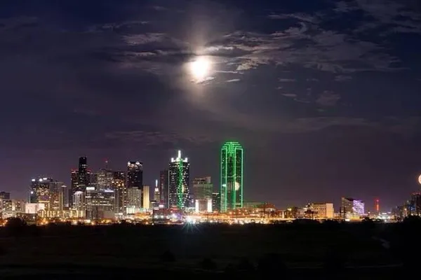 $1,849 | 3106 Commerce Street, Unit 3104, Dallas, TX 75226