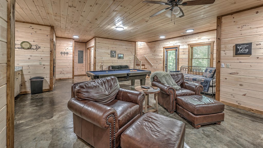 44 Windy Valley Lane Blue Ridge, GA 30513 - Photo 8 of 38 Gallery Image 8