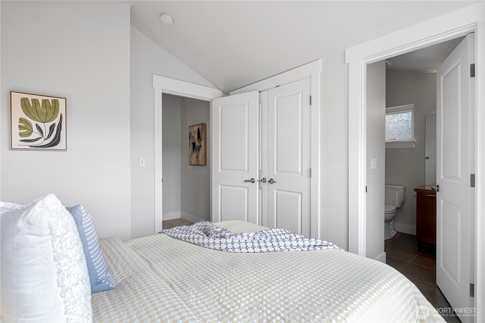 3241 Southwest Raymond Street, Unit 1B Seattle, WA 98126 - Photo 20 of 24 Gallery Image 20