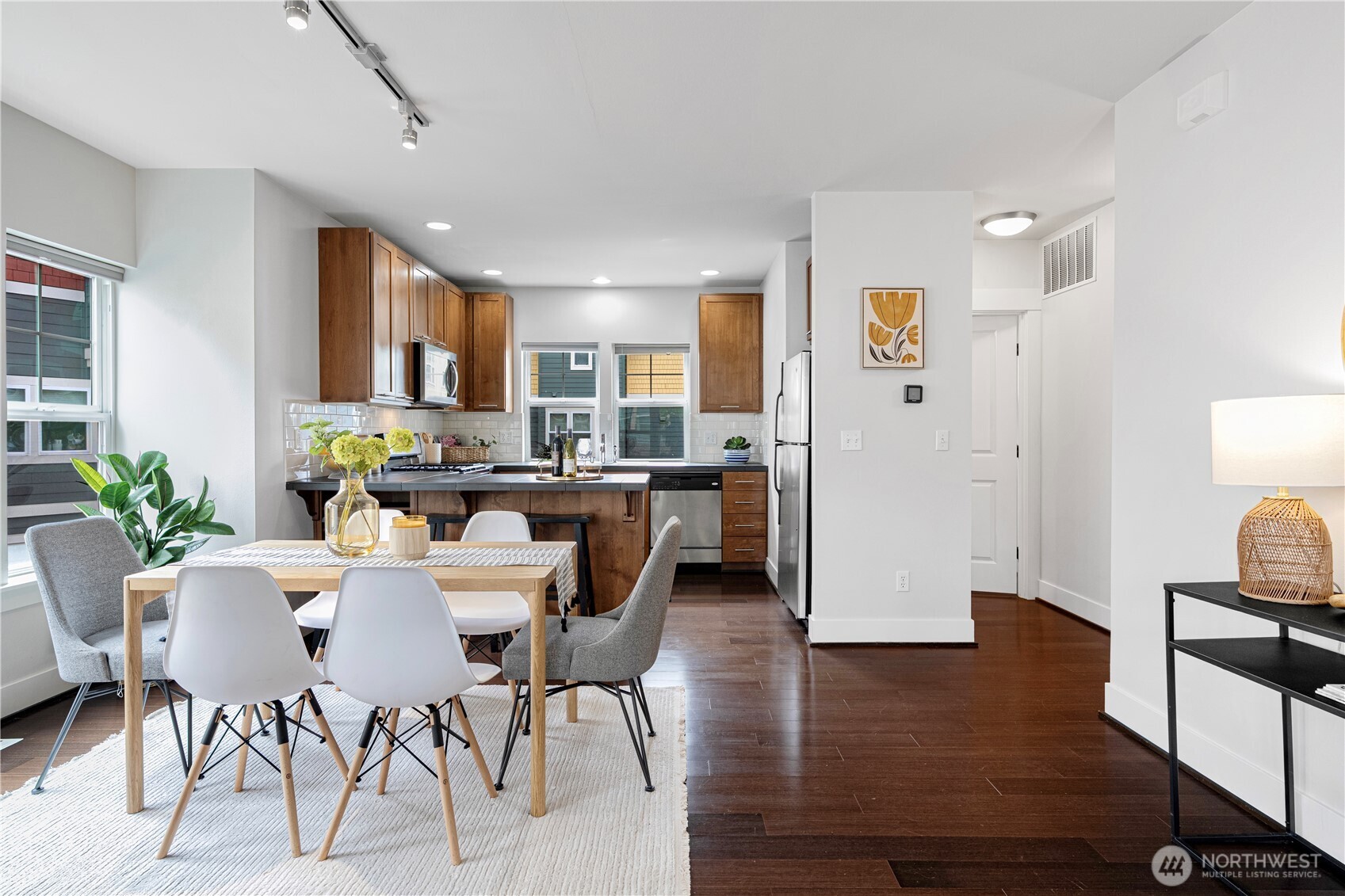 3241 Southwest Raymond Street, Unit 1B Seattle, WA 98126 - Photo 10 of 24 Gallery Image 10