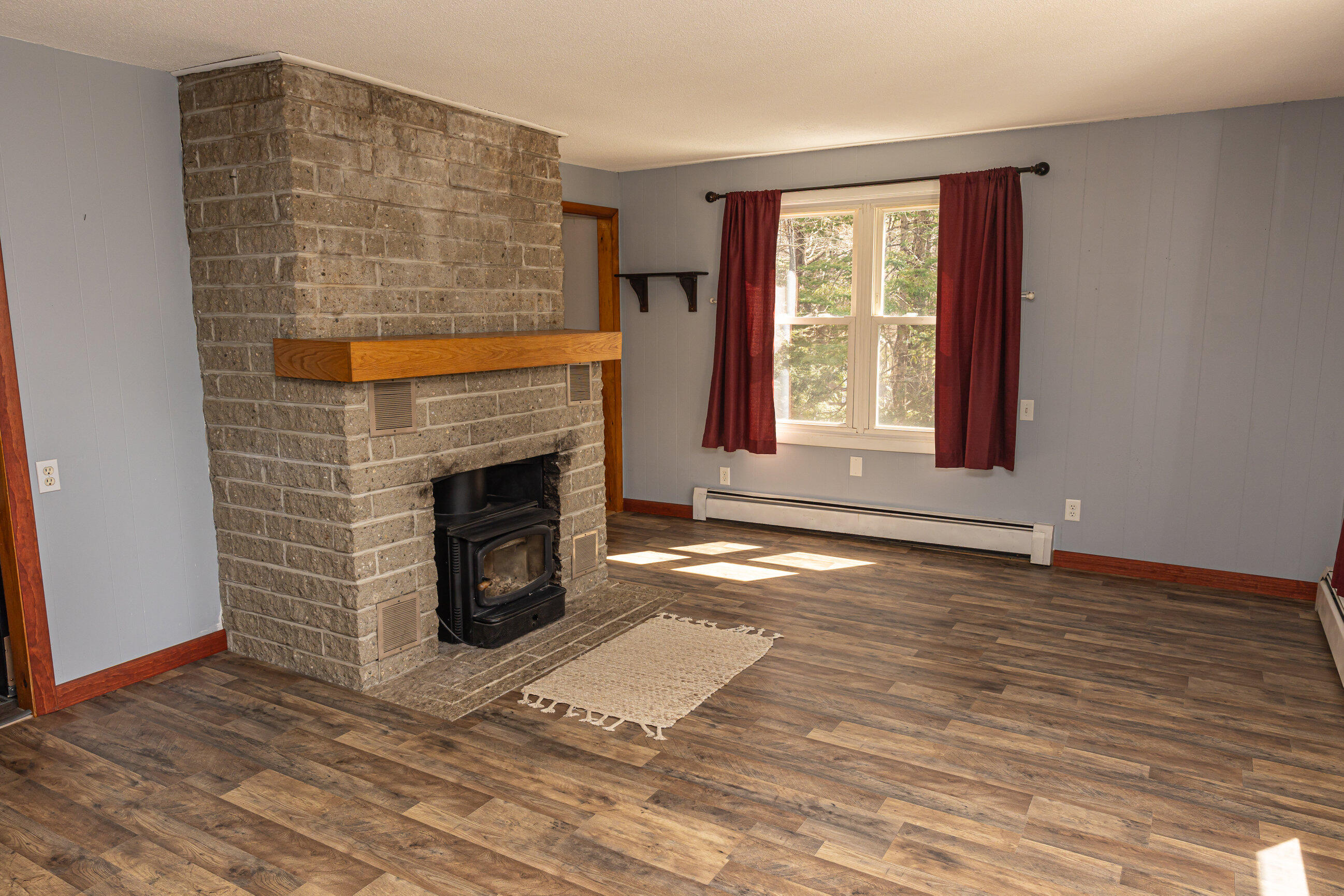 69 Ward Road Windham, ME 04062 - Photo 16 of 39 1st floor-8477