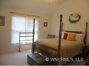 49 Noble Road Fairview, NC 28730 - Photo 13 of 24 Gallery Image 13