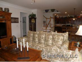 49 Noble Road Fairview, NC 28730 - Photo 6 of 24 Gallery Image 6