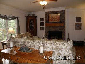 49 Noble Road Fairview, NC 28730 - Photo 7 of 24 Gallery Image 7