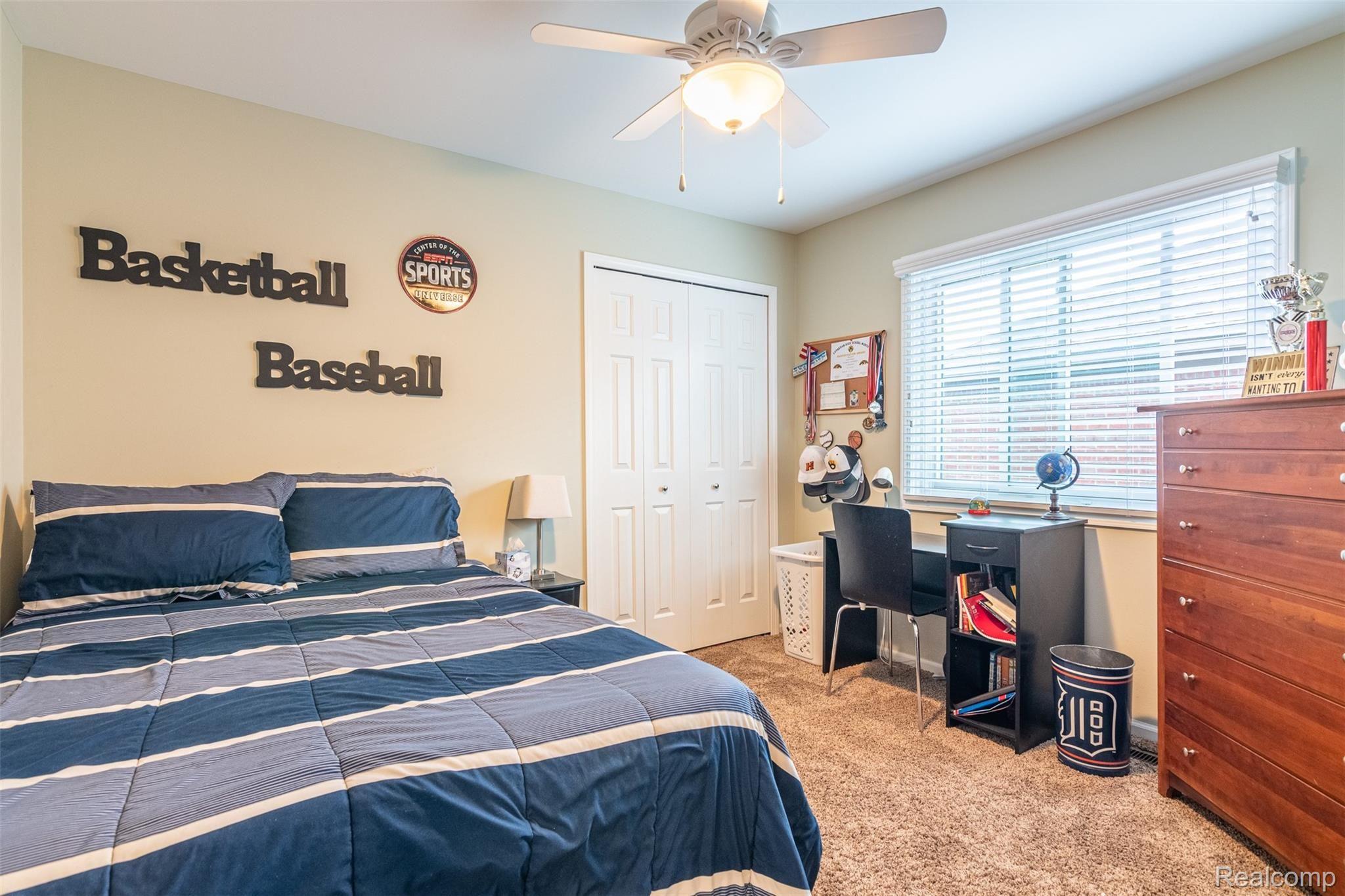 21440 Rome Drive Macomb, MI 48044 - Photo 46 of 62 21440 Rome Dr-47.jpg