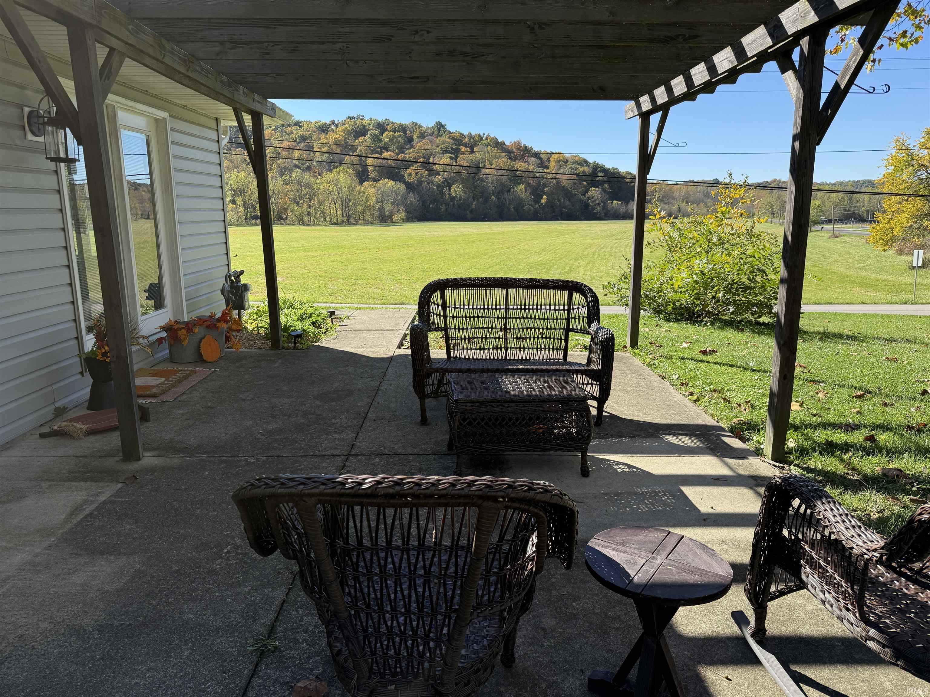 3303 East Boltinghouse Road Bloomington, IN 47408 - Photo 4 of 30