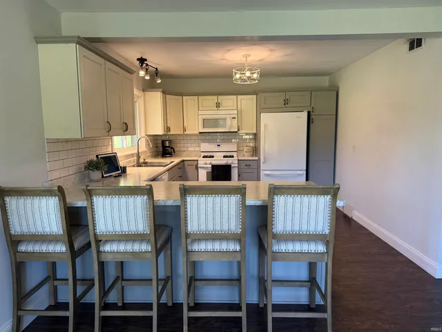 $294,900 | 3303 East Boltinghouse Road, Bloomington, IN 47408