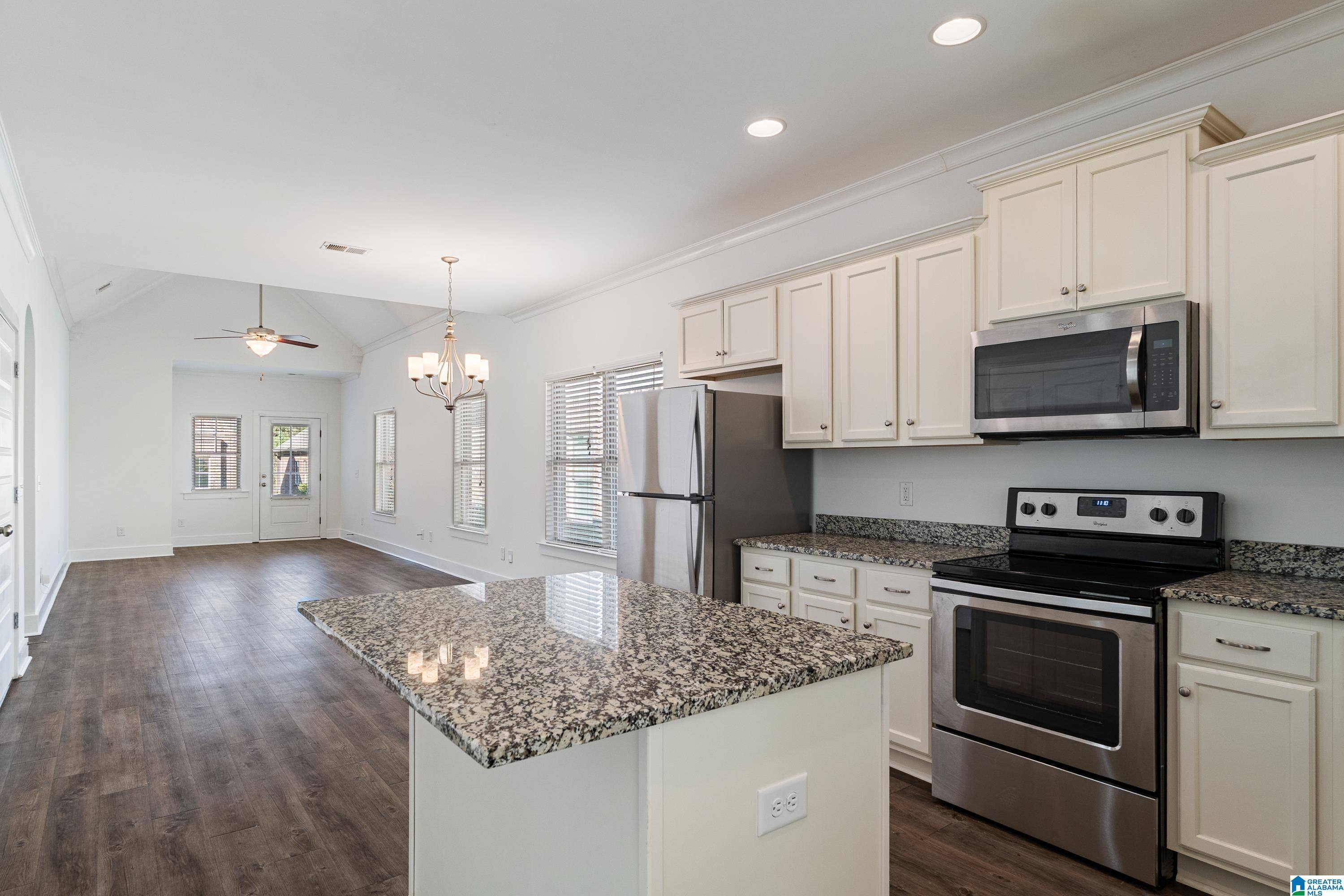 5548 Park Side Road Birmingham, AL 35244 - Photo 12 of 45