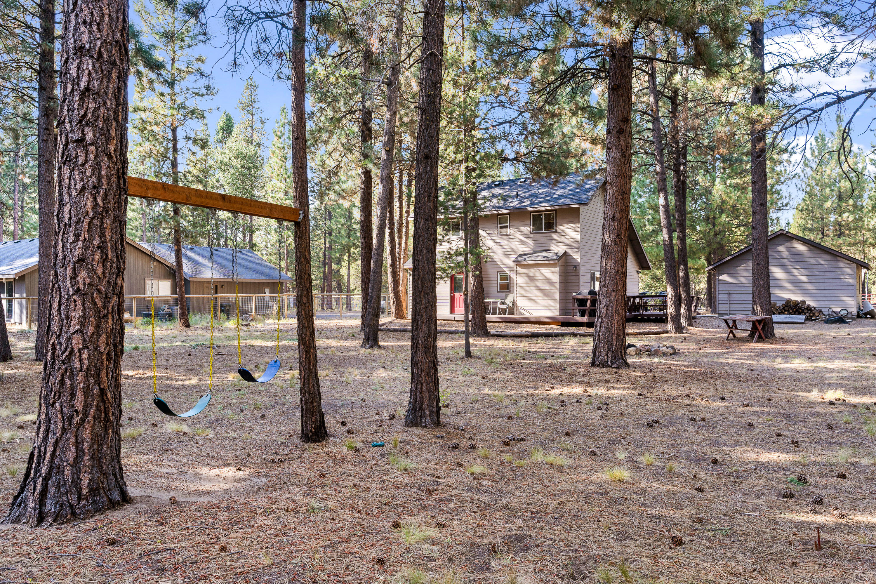 16933 Indio Road Bend, OR 97707 - Photo 14 of 40 DSC04111
