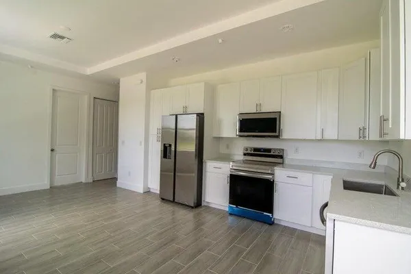 $718,900 | 260 West Rotonda Blvd W W Rotonda W West, Unit 3, Rotonda West, FL 33947