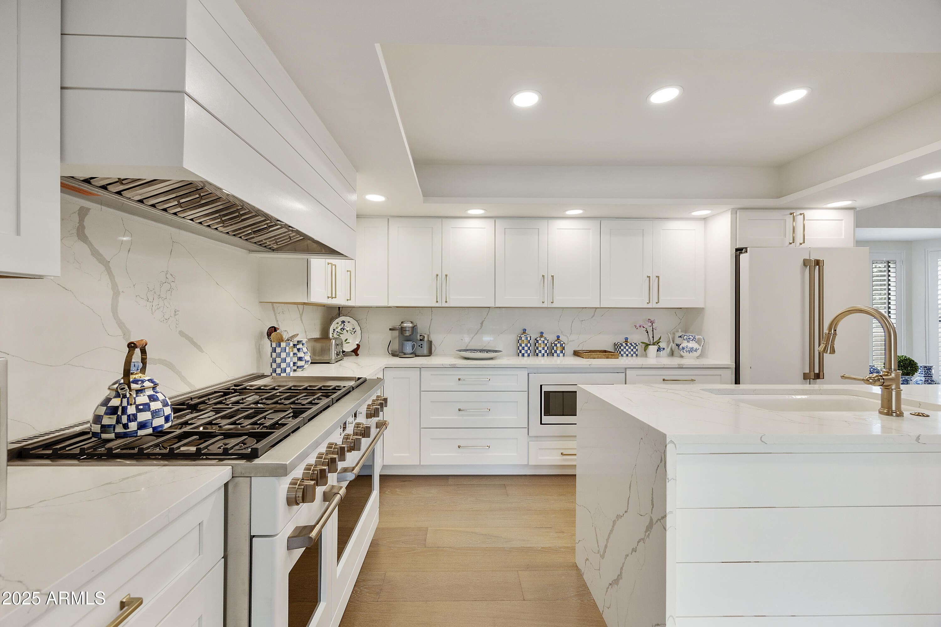 4436 East Camelback Road, Unit 37 Phoenix, AZ 85018 - Photo 6 of 55 Kitchen appliances GE Cafe