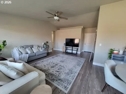 $335,000 | 1464 Northeast Kenna Drive, Hermiston, OR 97838