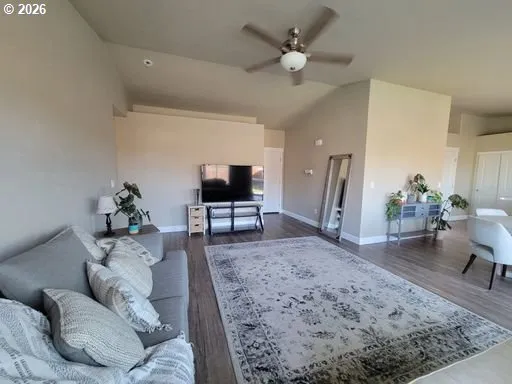$335,000 | 1464 Northeast Kenna Drive, Hermiston, OR 97838