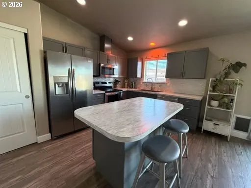 $335,000 | 1464 Northeast Kenna Drive, Hermiston, OR 97838