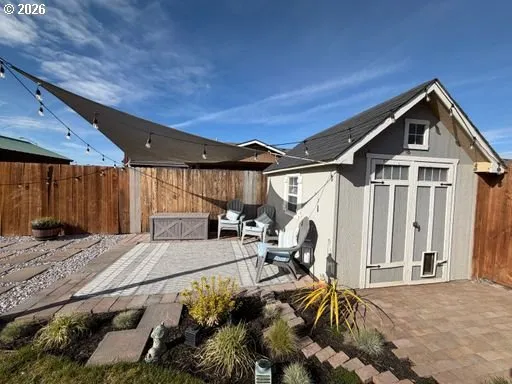 $335,000 | 1464 Northeast Kenna Drive, Hermiston, OR 97838