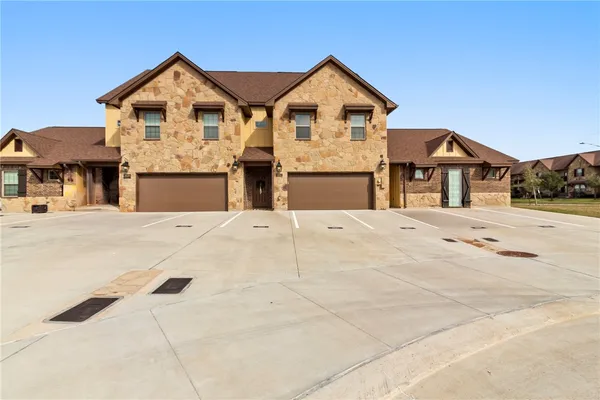 $424,900 | 4042 Gunner Trail, College Station, TX 77845