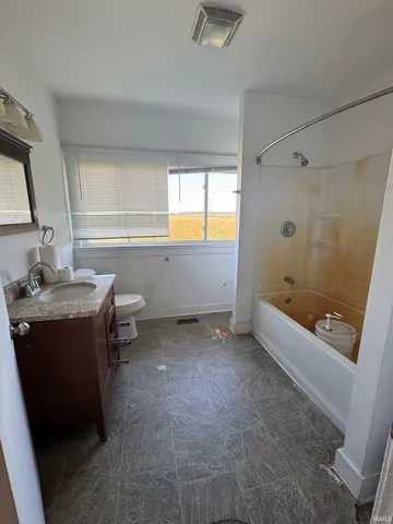 $77,000 | 1015 Highway 28, Williamsport, IN 47993