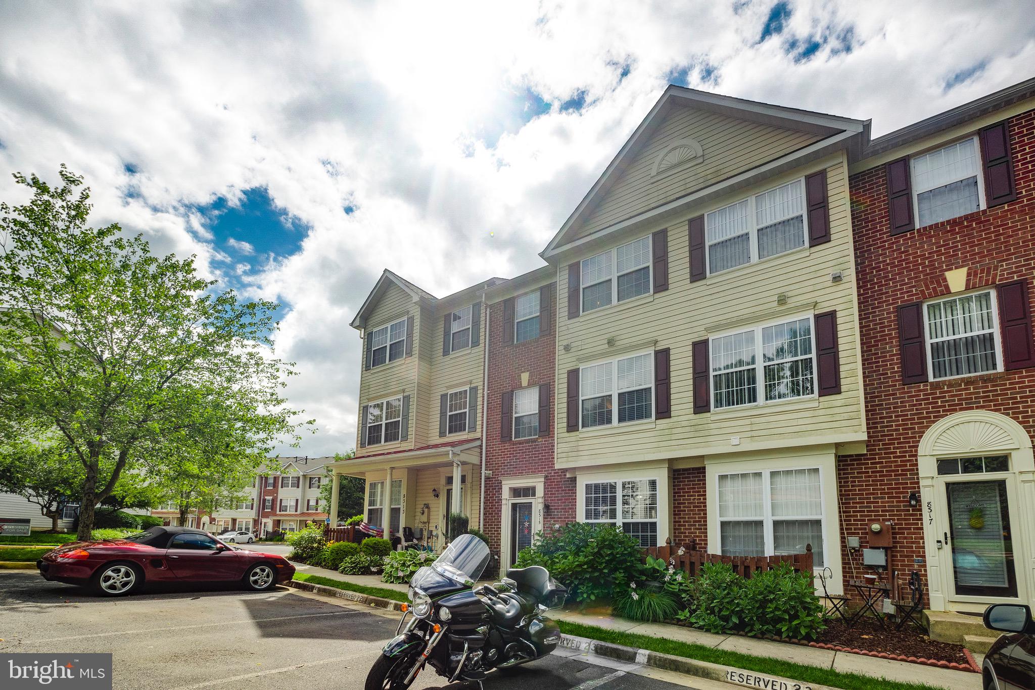 8315 Sanderling Way, Unit 22 Lorton, VA 22079 - Photo 3 of 35