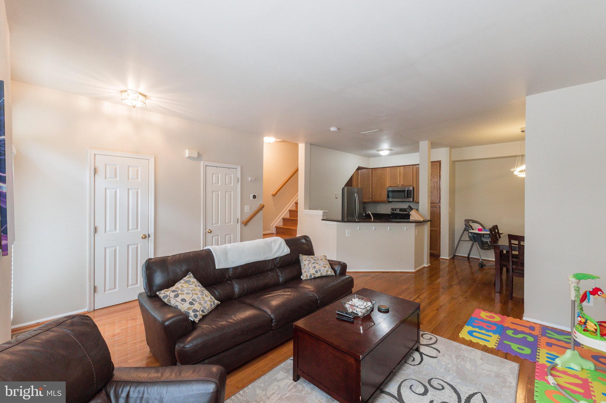 8315 Sanderling Way, Unit 22 Lorton, VA 22079 - Photo 6 of 35
