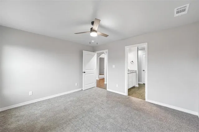 $2,125 | 228 St Charles Drive, Unit B, Springtown, TX 76082