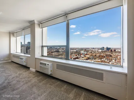 $230,000 | 1455 North Sandburg Terrace, Unit 2905, Chicago, IL 60610
