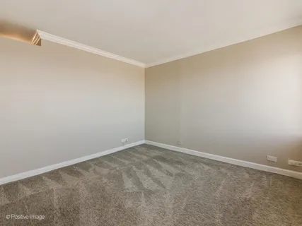 $230,000 | 1455 North Sandburg Terrace, Unit 2905, Chicago, IL 60610