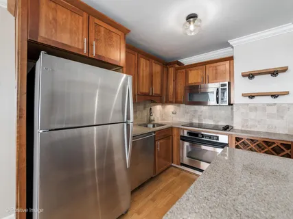 $230,000 | 1455 North Sandburg Terrace, Unit 2905, Chicago, IL 60610