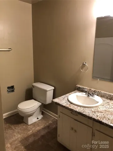 $975 | 355 Sunny Hill Drive, Lincolnton, NC 28092