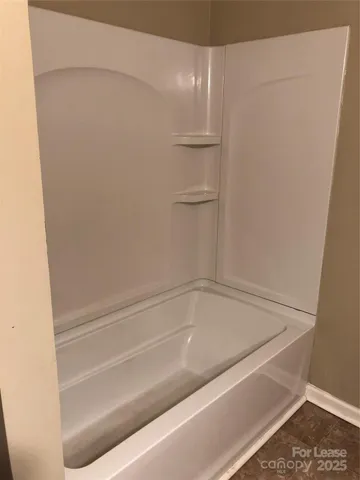 $975 | 355 Sunny Hill Drive, Lincolnton, NC 28092