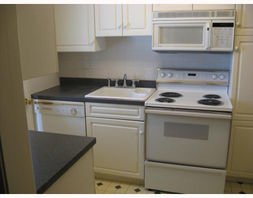4602-4604 Mt Troy Rd Extension Summer Hill, PA 15214 - Photo 7 of 14 Kitchen.