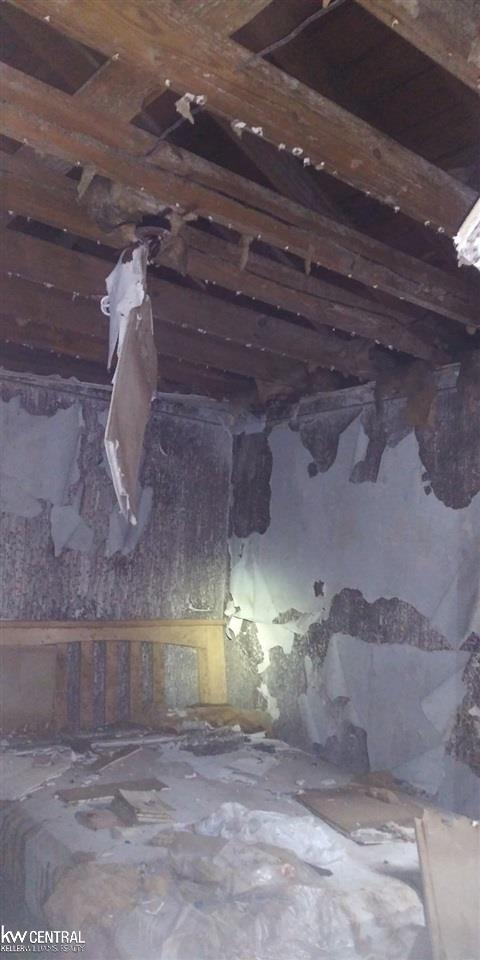 19378 Huntington Road Detroit, MI 48219 - Photo 4 of 7