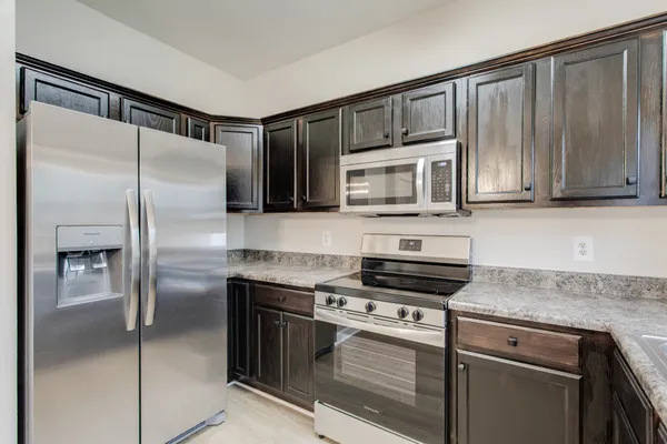 $1,675 | 105 4th Avenue, Unit 405, Murfreesboro, TN 37130