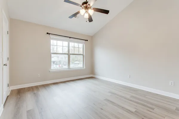 $1,675 | 105 4th Avenue, Unit 405, Murfreesboro, TN 37130