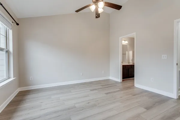$1,675 | 105 4th Avenue, Unit 405, Murfreesboro, TN 37130