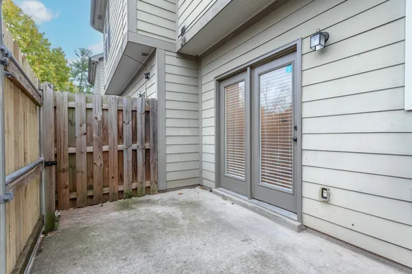 $1,675 | 105 4th Avenue, Unit 405, Murfreesboro, TN 37130
