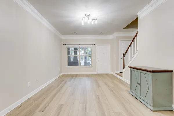 $1,675 | 105 4th Avenue, Unit 405, Murfreesboro, TN 37130