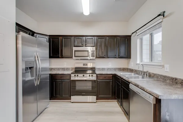$1,675 | 105 4th Avenue, Unit 405, Murfreesboro, TN 37130