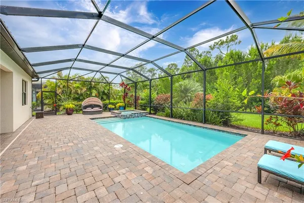 a view of outdoor space