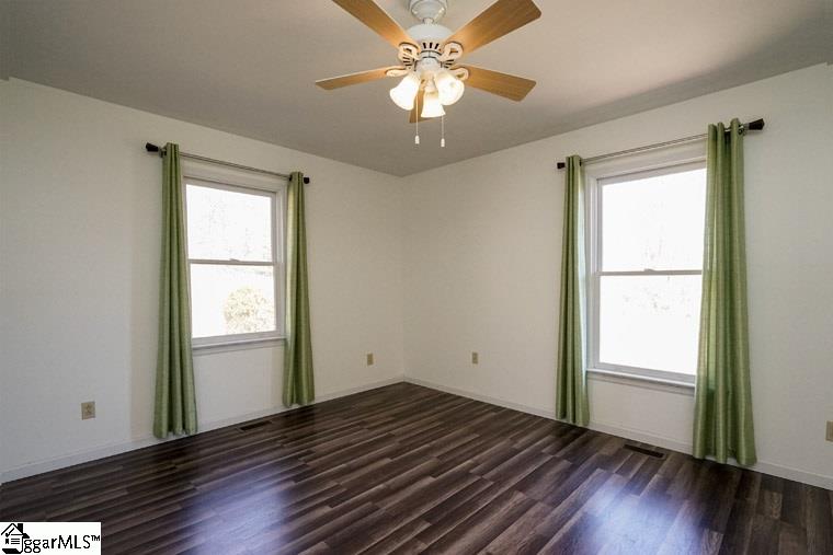 921 Cooks Bridge Road Fountain Inn, SC 29644 - Photo 11 of 20