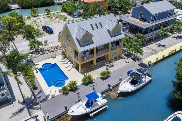 $2,299,000 | 1400 63rd Street West, Unit OCEAN, Marathon, FL 33050