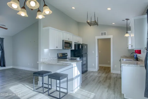 $1,750 | 129 Bumps Creek Road, Sneads Ferry, NC 28460