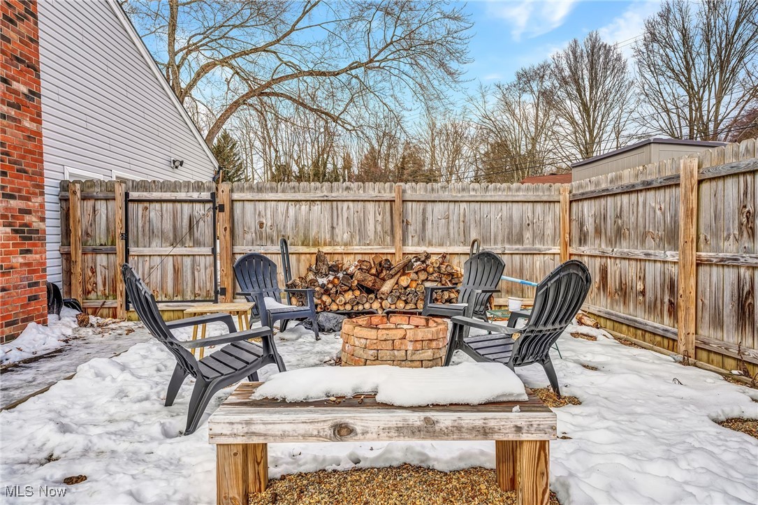 2104 Brookshire Road Akron, OH 44313 - Photo 31 of 44 Fire Pit