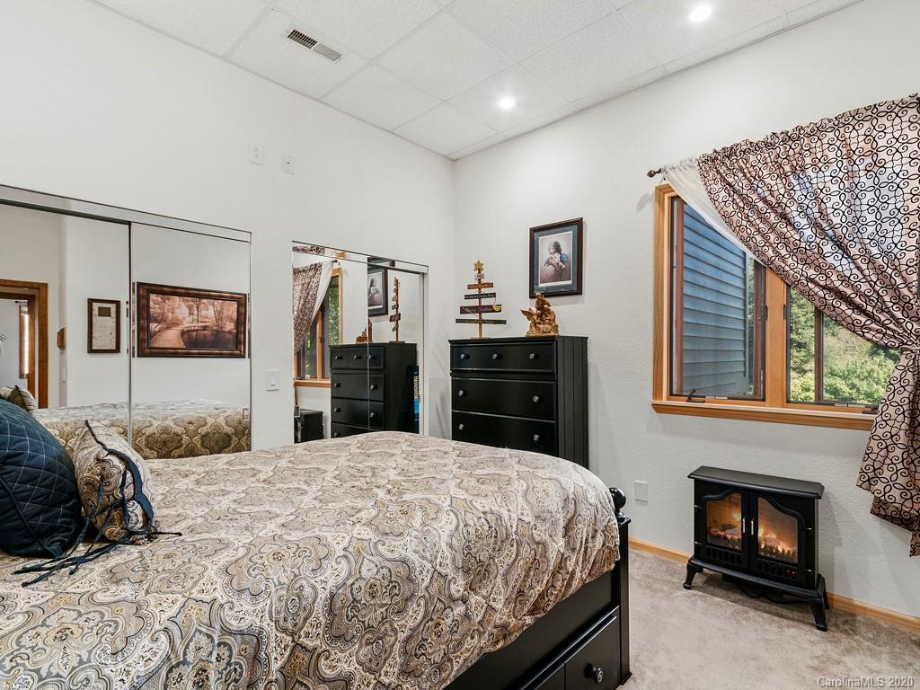 599 Oak Ridge Drive Clyde, NC 28721 - Photo 23 of 32