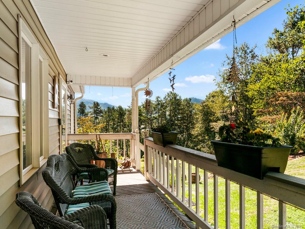 599 Oak Ridge Drive Clyde, NC 28721 - Photo 30 of 32