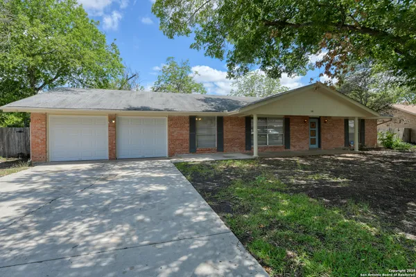 $1,700 | 641 Richfield Drive, Windcrest, TX 78239