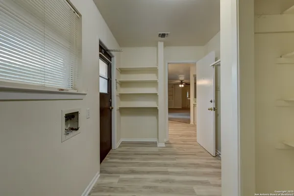 $1,700 | 641 Richfield Drive, Windcrest, TX 78239