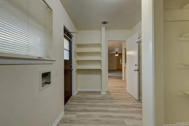 $1,700 | 641 Richfield Drive, Windcrest, TX 78239