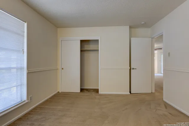 $1,700 | 641 Richfield Drive, Windcrest, TX 78239